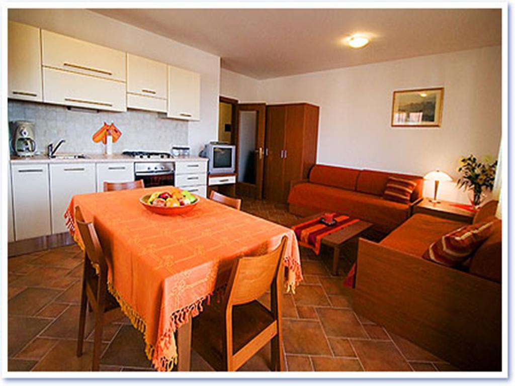 Apartments Maller 로비니 외부 사진